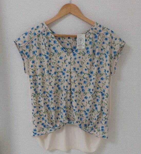 axes femme 花柄 半袖トップス ブラウス Mサイズ タグ付き