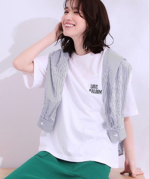 SHOO・LA・RUE シューラルー Tシャツ