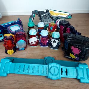仮面ライダーリバイス 変身ベルト セット