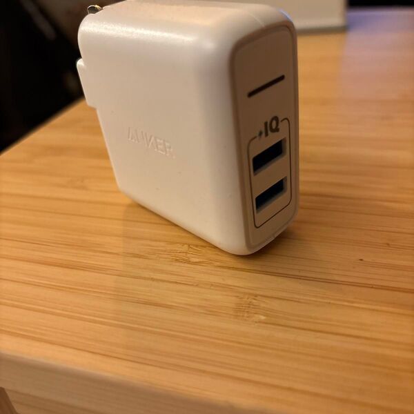 Anker PowerPort 2 Elite (USB 急速充電器 24W 2ポート)