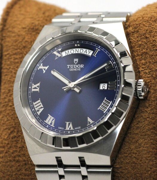TUDOR ロイヤル 28600 41mm