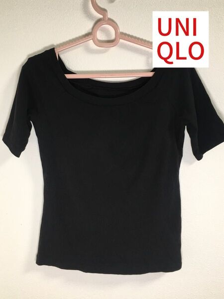 UNIQLO ユニクロ 黒 半袖 トップス Tシャツ