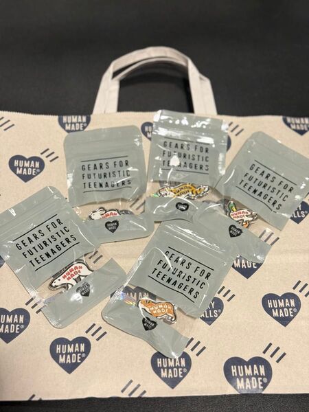 【新品・即発送】 HUMAN MADE Animals Head Pins