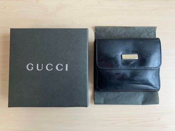 GUCCI 二つ折り財布 ブラック 箱付き
