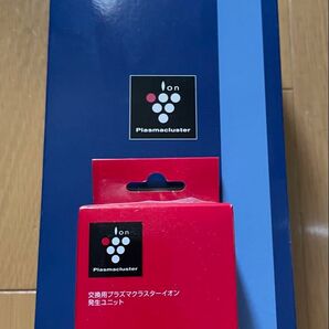 SHARP シャープ プラズマクラスターイオン発生機 IG-HTA20-Wと新品イオン発生機 人感センサーライト