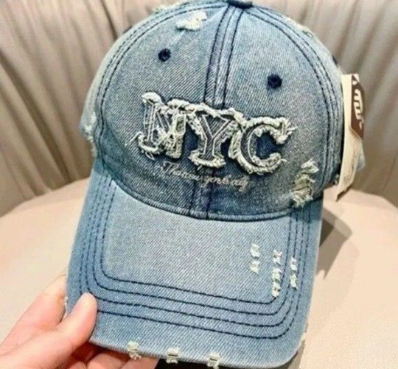 人気商品!デニム キャップ NYCロゴ ビンテージキャップ ダメージ加工 男女兼用 ライトブルー 新品未使用品!