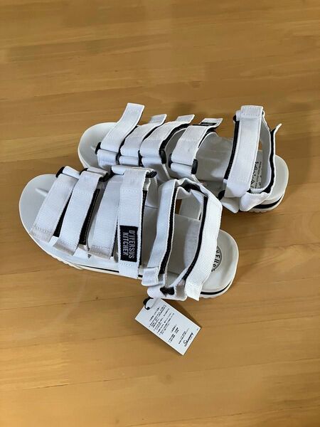 DIVERSIS KITCHEN ストラップサンダル ホワイト 未使用