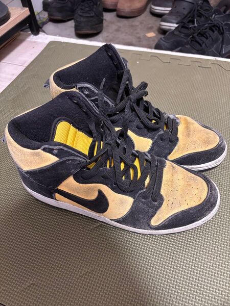 NIKE DUNK HIGH PRO SB Varsity Maize