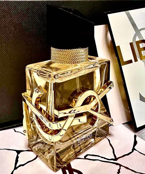Yves Saint Laurent LIBRE 30ml 香水 オードパルファム 残6〜7割