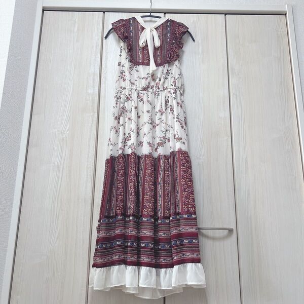 axes femme Mサイズ マルチカラー ノースリーブワンピース 花柄