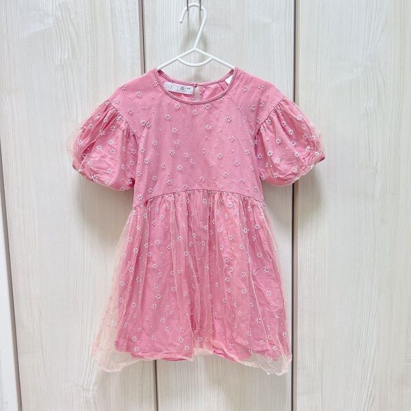 ZARA 4-5歳 110cm ピンク 花模様 ボリューム袖ワンピース