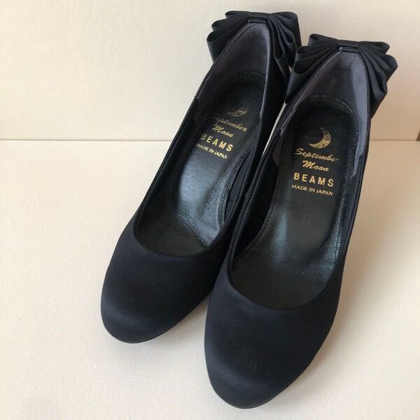 美品!!BEAMS 黒 パンプス ヒール 小さめ 22.5㎝