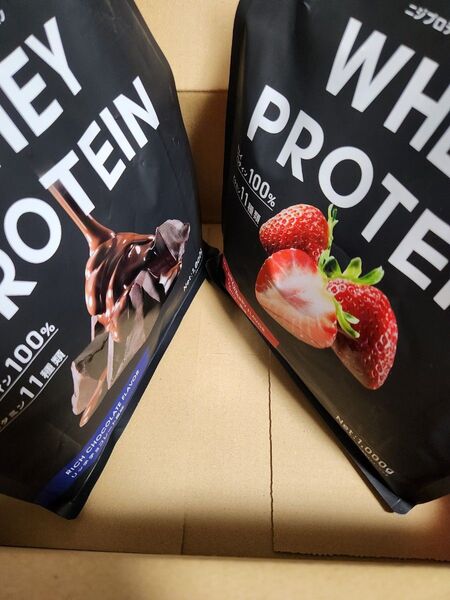 ニジプロテイン チョコレート風味1kg ストロベリー風味1kg