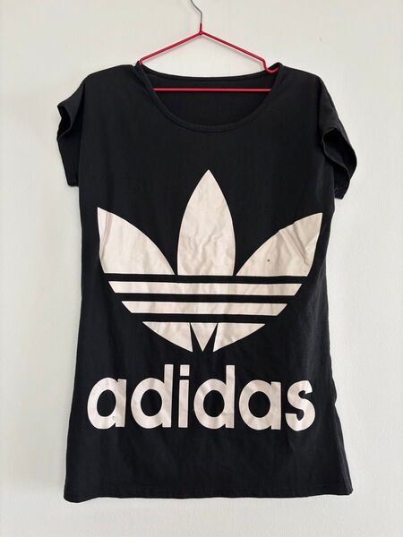 adidas Tシャツ 黒 アディダスビッグロゴTシャツ