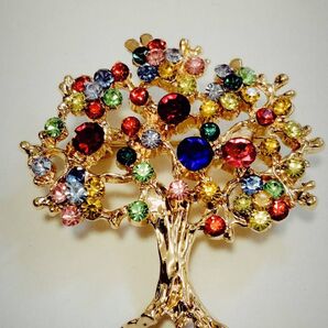 ラインストーンの木のブローチ ゴールド カラフル