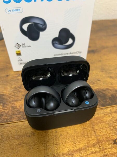 Anker Soundcore AeroClip ワイヤレスイヤホン オープンイヤー型 マルチポイント ハイレゾ LDAC