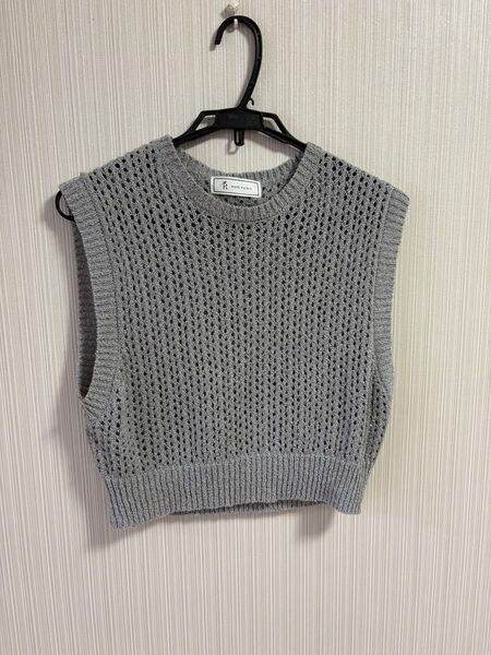 2025 春夏ロペピクニック 透かし編みラメニットベスト美品
