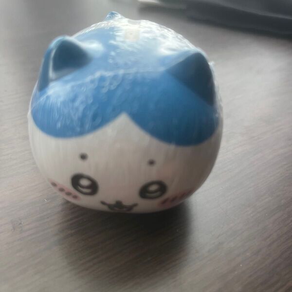 ちいかわ・ハチワレの貯金箱
