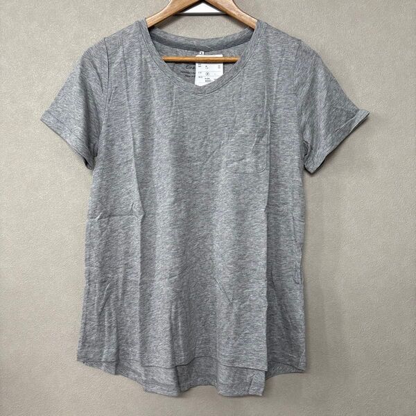 ハニーズ VネックAラインTシャツ