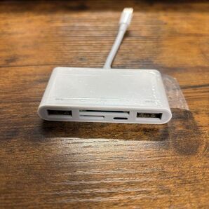 USBハブ SDカード microSDカードリーダー 新品未開封 ホワイト