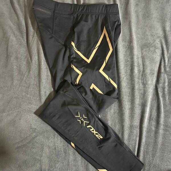 2XU ロングタイツ コンプレッションウェア ゴールド