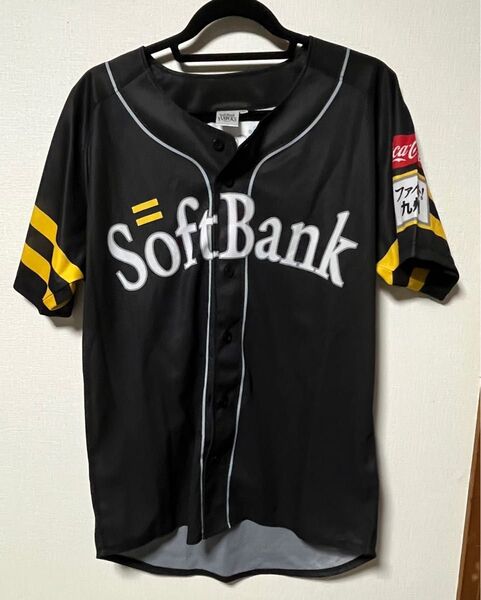 福岡ソフトバンクホークス(SoftBank Hawks)Lサイズの黒色ユニフォーム,20周年の記念品です応援レプリカユニフォーム