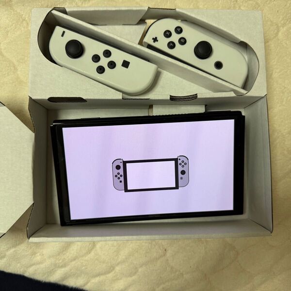 有機EL Nintendo Switch 本体ホワイト/ブラック プロコンセット