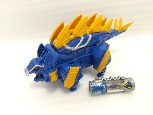 獣電竜 ステゴッチ 獣電池3 獣電戦隊キョウリュウジャー カミツキ合体シリーズ キョウリュウジンのパーツ