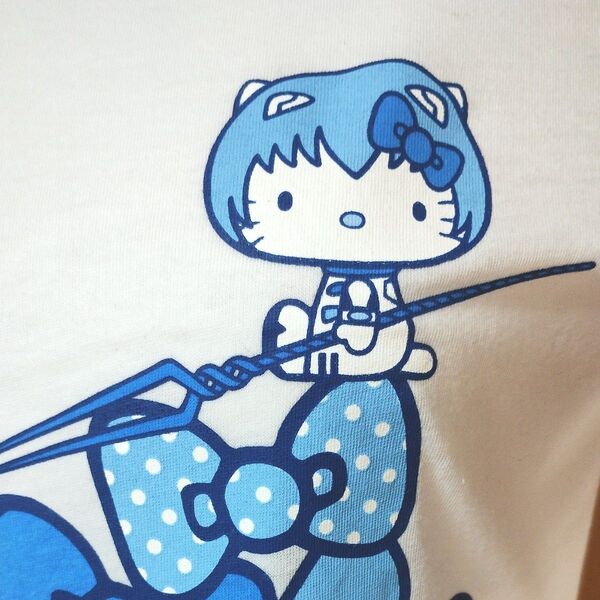 綾波レイ×キティ 半袖Tシャツ「EVANGELION×HELLO KITTY」ハローキティ ヱヴァンゲリヲン 入手困難なデザイン