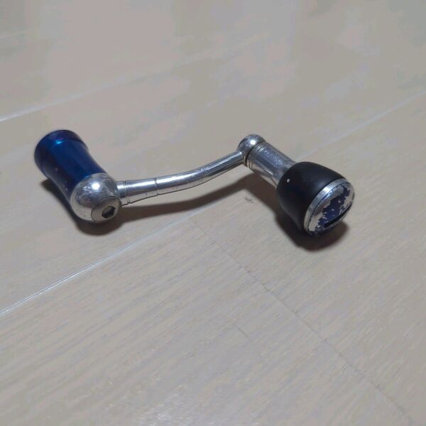 ダイワ ブラディア 2500にて使用 スタジオオーシャンマーク カスタムハンドル DAIWA BRADIA