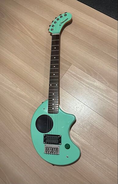 希少 生産完了品 Fernandes ZO-3 スピーカー内臓エレキギター 完動美品