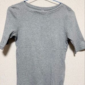 ユニクロ リブボートネックTシャツ 5分袖 グレー