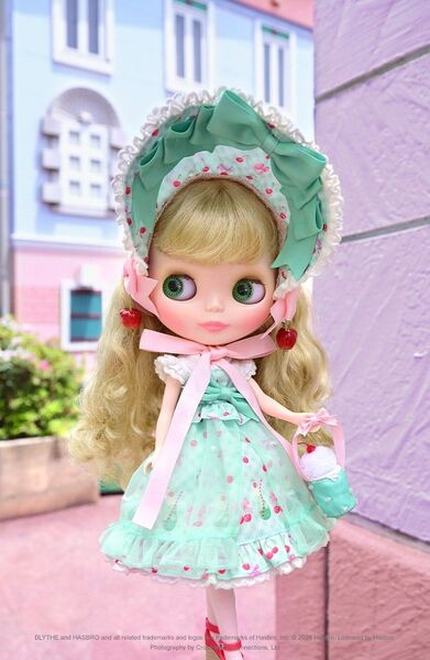 ネオブライス クリーミーチェリースイートハート アウトフィット