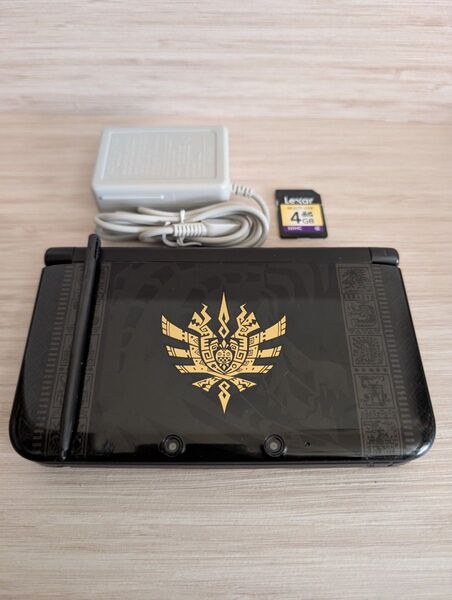 ニンテンドー3dsll モンスターハンター4 ゴア・マガラブラック 充電器 タッチペン