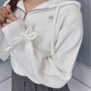 完売品 evelyn ラメシャギーニットパーカー