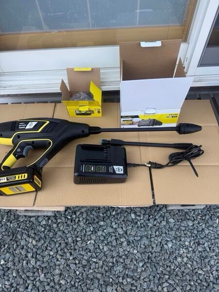 現状品 高圧洗浄 洗浄機 工具 電動 KARCHER ケルチャー ハンド クリーナー KHB5(バッテリーと充電器は新品)