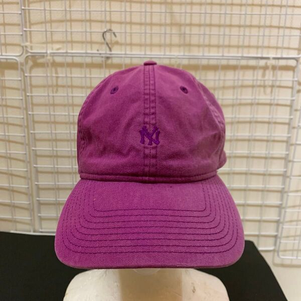 【まあまあ美品】NEW ERA ニューエラ ニューヨークヤンキース ヤンキース キャップ 帽子 パープルワンサイズ