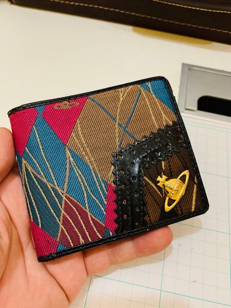 ヴィヴィアンウエストウッド 折り財布 ウォレット 二つ折り レザーキャンバス
