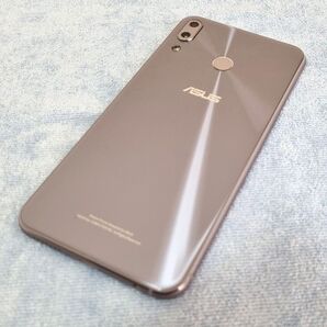 ASUS Zenfone 5 ZE620KL スペースシルバー