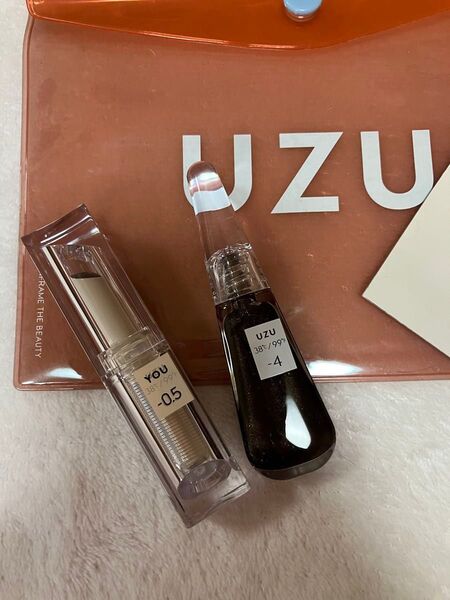 ☆UZU BY FLOWFUSHI 38℃/99 LIP KIT BLACK edition☆口紅 未使用 お値下げバラ売り不可