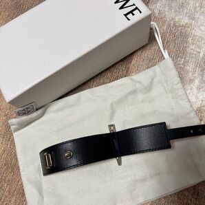 LOEWE ロエベ ゲート レザー 釘 ブレスレット パンチング 黒 ブラック 大人気