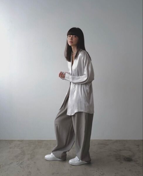 正規品 ETRE TOKYO キャバルリーツイルワイドパンツ S 即完売 大人気 グレー エトレ トウキョウ