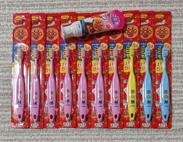 幼児用 アンパンマンこども歯ブラシ 10本 + 歯みがき粉1本付き