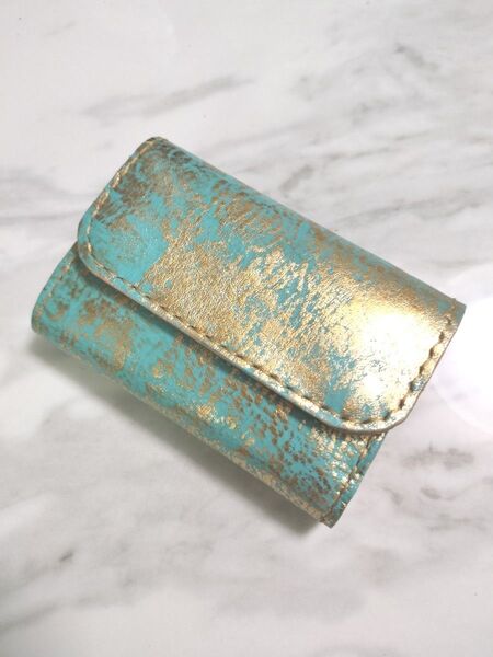 金箔型押しターコイズ コンパクトウォレット