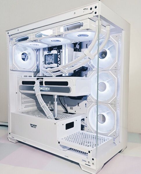 【新品】高性能ゲーミングPC RTX5070 Ryzen7 7700