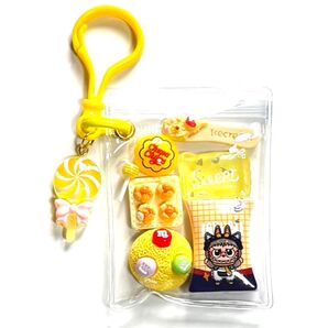 キャンディバッグ キーホルダー ガチャ詰めポーチ風 ラブブ 黄色