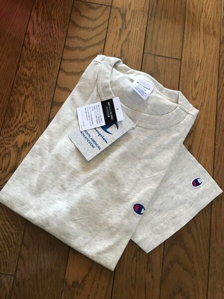 チャンピオンTシャツ