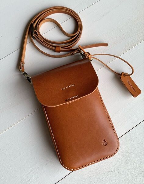 イカリ ポシェット 栃木レザー ハンドメイド ショルダーストラップ 本革 ヌメ革 スマホ ショルダーバッグ