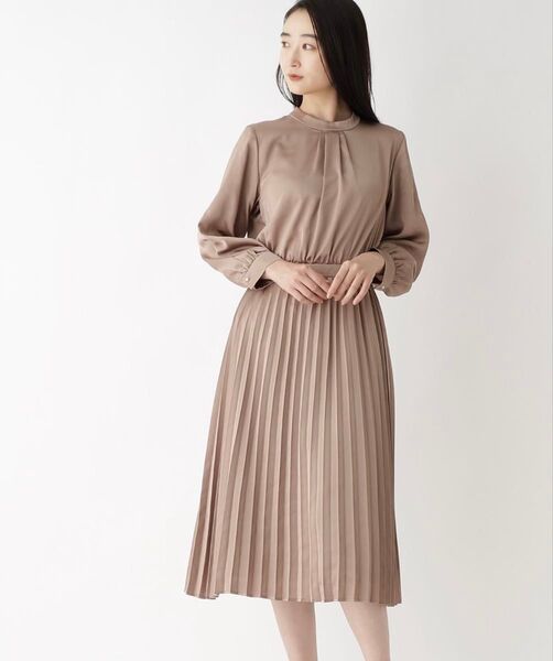 本日限定 オペークドットクリップ Aライン シルエット ロングフレアワンピース