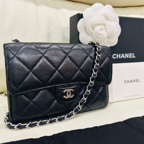 CHANEL マトラッセ チェーンウォレット ラムスキン ココマーク ショルダーバッグ ブラック